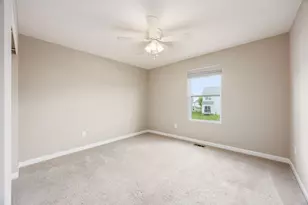 4916 Black Sycamore Dr, Columbus, OH 43231 - Photo 37