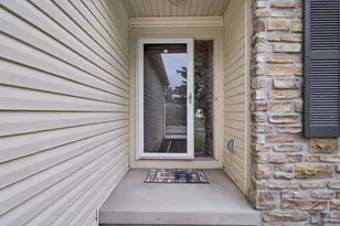 5738 Little Red Rover St, Groveport, OH 43125 - Photo 9