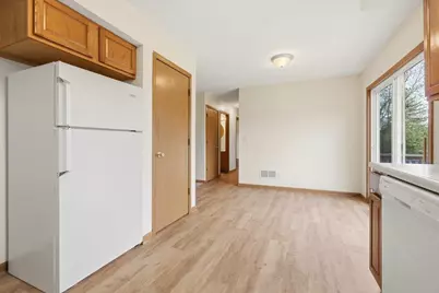 329 Wooster Road, Mount Vernon, OH 43050 - Photo 9
