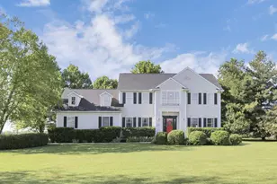 104 Grand Pointe Dr, Hebron, OH 43025 - Photo 1