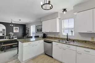 27 W Lincoln St, Columbus, OH 43215 - Photo 17