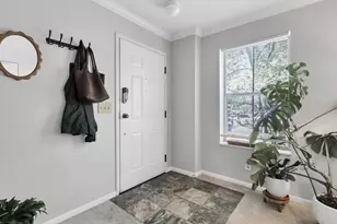27 W Lincoln St, Columbus, OH 43215 - Photo 5