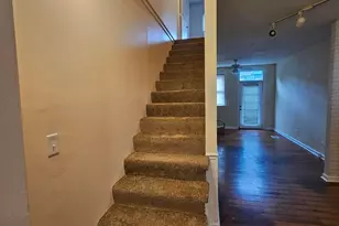 1102-1104 Mt Pleasant Ave, Columbus, OH 43201 - Photo 5