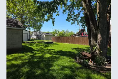 2339 Lenore Avenue, Columbus, OH 43204 - Photo 13