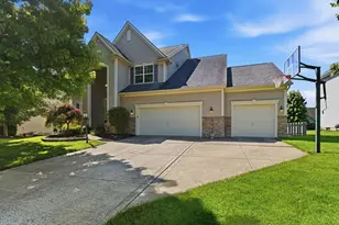 8877 Woodside St, Canal Winchester, OH 43110 - Photo 1