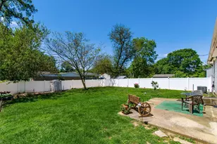3851 Wade Rd, Columbus, OH 43232 - Photo 19