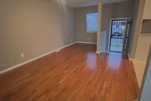 2867 E 10th Ave, Columbus, OH 43219 - Photo 5