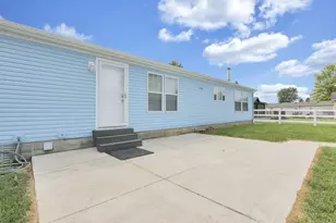 139 Myers Ave, Buckeye Lake, OH 43008 - Photo 33