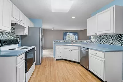 8626 Lazelle Commons Drive, Lewis Center, OH 43035 - Photo 5