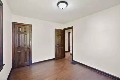 1988 E 5th Avenue, Columbus, OH 43219 - Photo 17