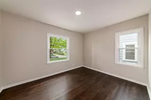 392 E Jeffrey Pl, Columbus, OH 43214 - Photo 23
