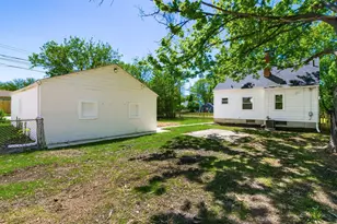 392 E Jeffrey Pl, Columbus, OH 43214 - Photo 35