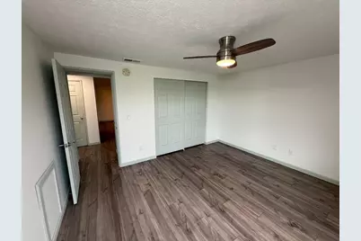 1561 Jennifer Court #D, Columbus, OH 43232 - Photo 9
