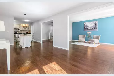 4528 Carriage Hill Lane, Columbus, OH 43220 - Photo 11