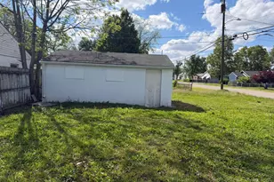 851 Clarendon Ave, Columbus, OH 43223 - Photo 7