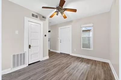 830 Kerr Street, Columbus, OH 43215 - Photo 9