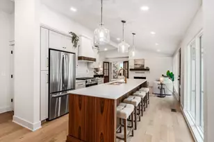 235 W Southington Ave, Columbus, OH 43085 - Photo 9