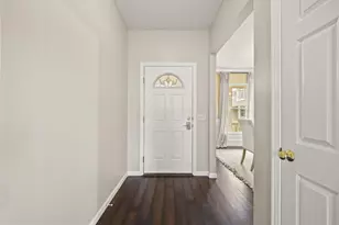 498 Yale Cir, Pickerington, OH 43147 - Photo 5