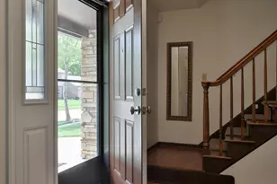 914 Loch Ness Ave, Columbus, OH 43085 - Photo 3