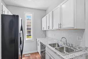 934 E 13th Ave, Columbus, OH 43211 - Photo 3