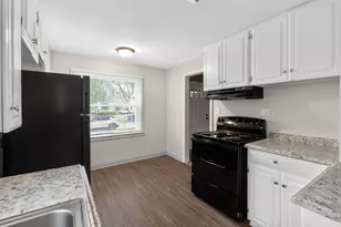 2458 Renwood Pl, Columbus, OH 43211 - Photo 17