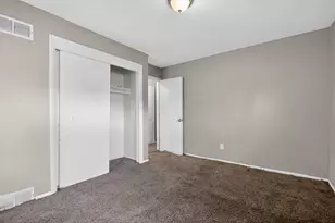 679 Savannah Dr, Columbus, OH 43228 - Photo 11