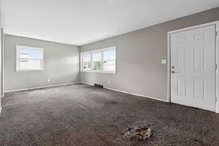 679 Savannah Dr, Columbus, OH 43228 - Photo 27