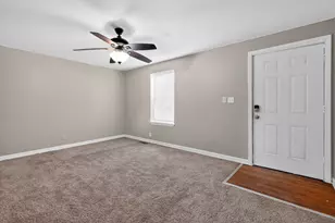 2468 McGuffey Rd, Columbus, OH 43211 - Photo 7