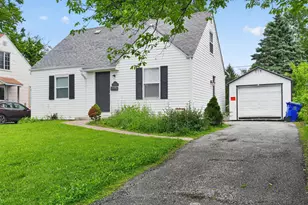 2468 McGuffey Rd, Columbus, OH 43211 - Photo 3