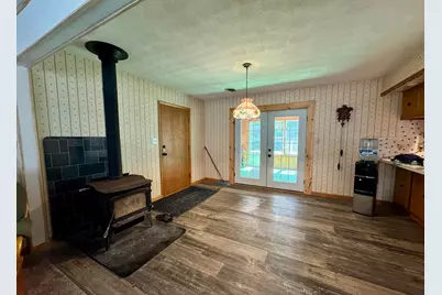 122 Saint Charles Street, Nelsonville, OH 45764 - Photo 3