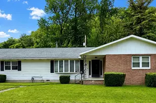 122 St Charles St, Nelsonville, OH 45764 - Photo 1
