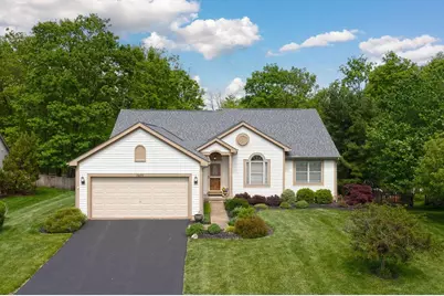 7686 Pinehill Road, Lewis Center, OH 43035 - Photo 1