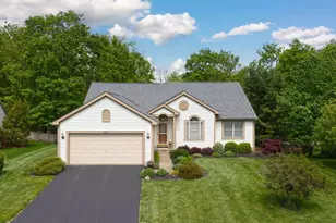 7686 Pinehill Rd, Lewis Center, OH 43035 - Photo 1