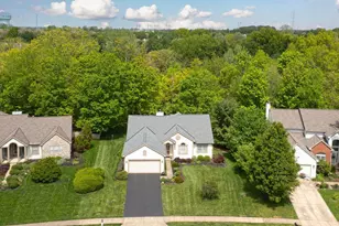 7686 Pinehill Rd, Lewis Center, OH 43035 - Photo 63
