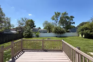 1301 Cinnamon Pl, Galloway, OH 43119 - Photo 5