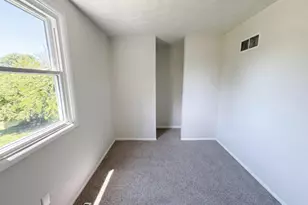 1301 Cinnamon Pl, Galloway, OH 43119 - Photo 13