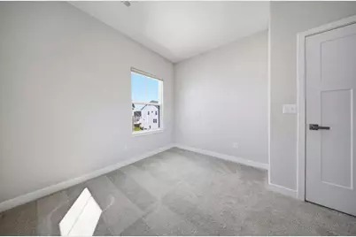 216 Via Veneto, Delaware, OH 43015 - Photo 29