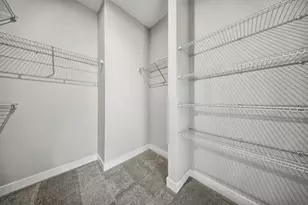 216 Via Veneto, Delaware, OH 43015 - Photo 27