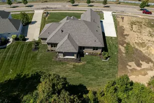 9882 Saddle Creek Trail, Centerville, OH 45458 - Photo 57