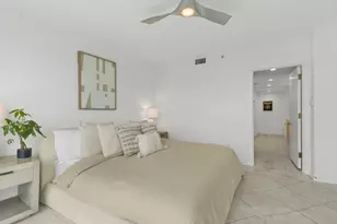 1 Miranova Pl, Columbus, OH 43215 - Photo 11