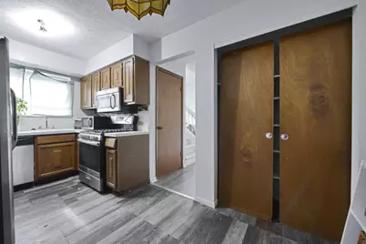 5261 Deignese Place #17A, Columbus, OH 43228 - Photo 9