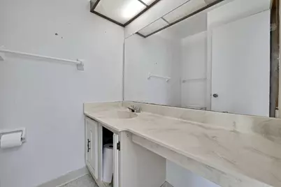 5261 Deignese Place #17A, Columbus, OH 43228 - Photo 7