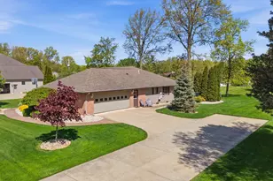 618 Linden Ln, Willard, OH 44890 - Photo 39