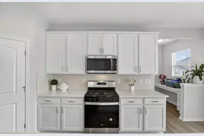 3858 Brody Drive, Grove City, OH 43123 - Photo 9