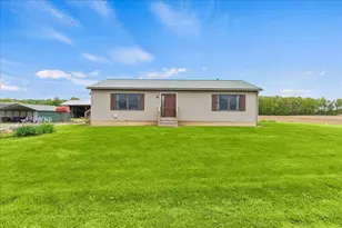 29419 Osborne Rd, Richwood, OH 43344 - Photo 1