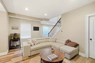 264 N 20th St, Columbus, OH 43203 - Photo 7