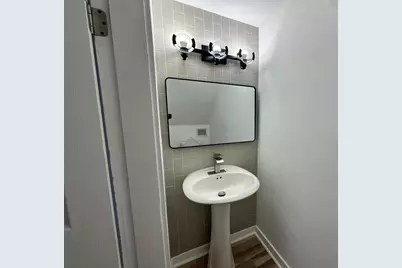 38 E Innis Avenue, Columbus, OH 43207 - Photo 17