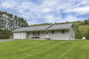 4377 Hickman Rd NE, Newark, OH 43055 - Photo 5