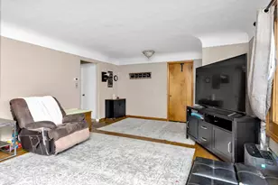 492 Forest Lawn Blvd, Marion, OH 43302 - Photo 9