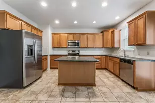 4127 Certaldo Dr, Columbus, OH 43219 - Photo 7